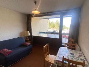 Studio 4 pers. skis aux pieds, parking, proche commerces - FR-1-445-194 Montgenevre